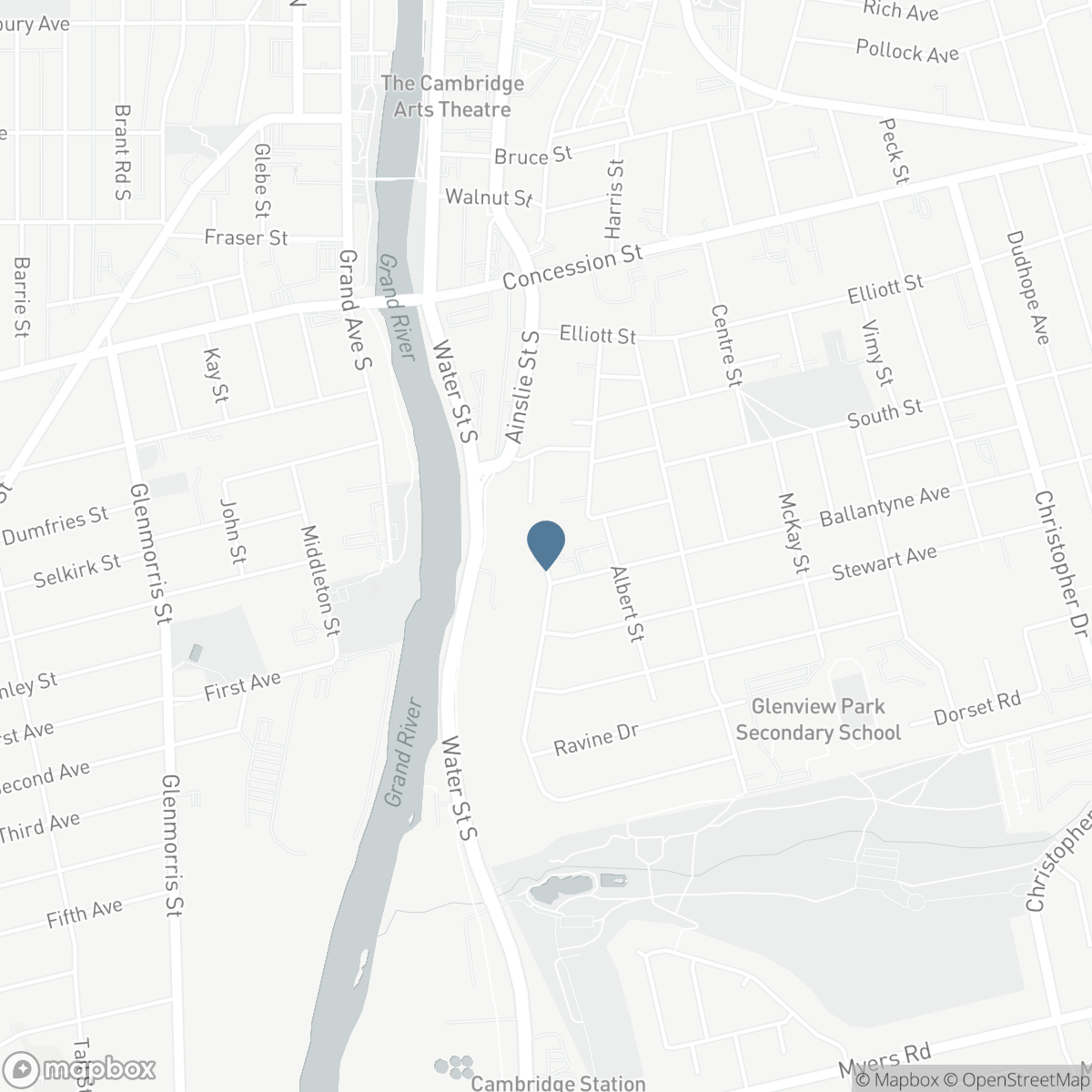 17 HIGHMAN Avenue, Cambridge, Ontario N1R 3L6